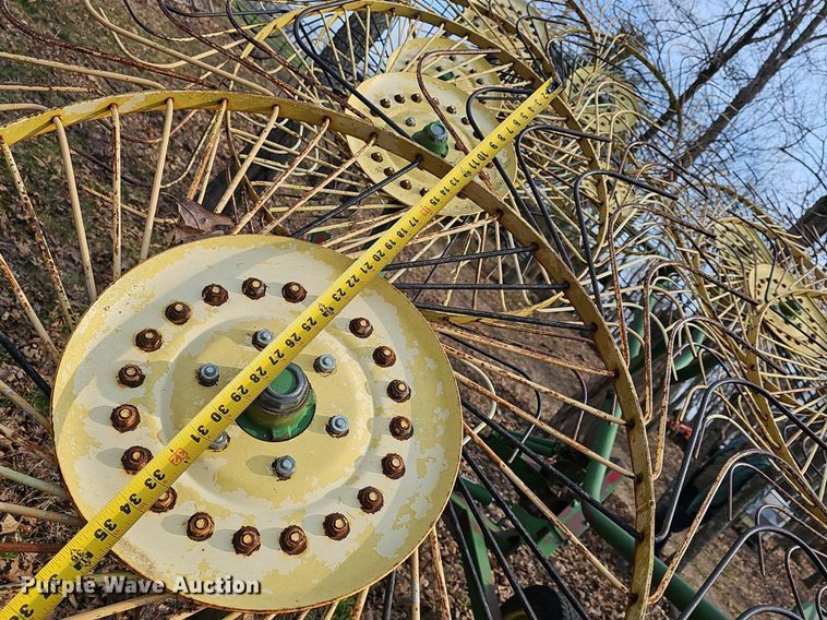 image for item EJ7177 M&W ER-10 hay rake