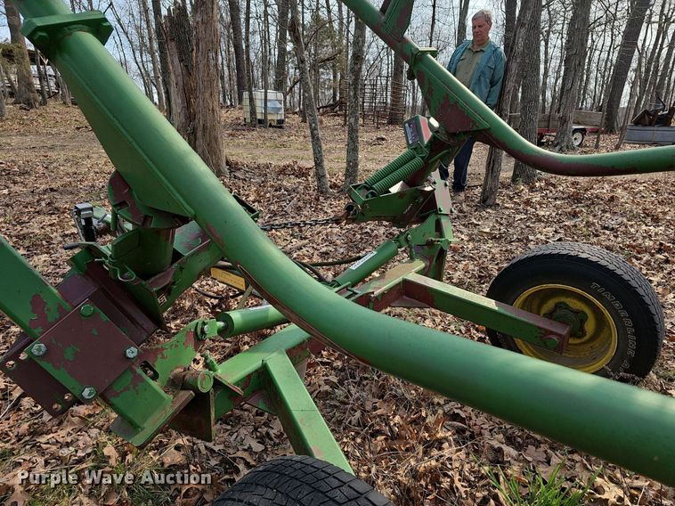 image for item EJ7177 M&W ER-10 hay rake