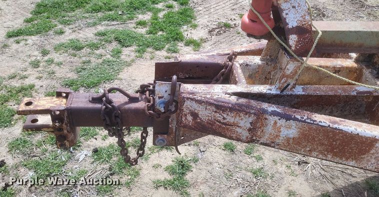 image for item EJ7838 Willmar  spreader