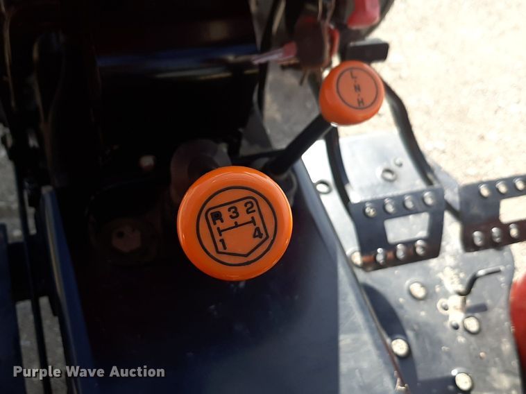 image for item FC9219 2008 Massey Ferguson  2605 tractor