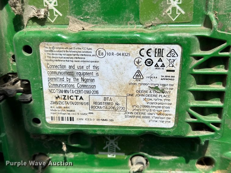 image for item GQ9235 John Deere StarFire 6000 GPS receiver