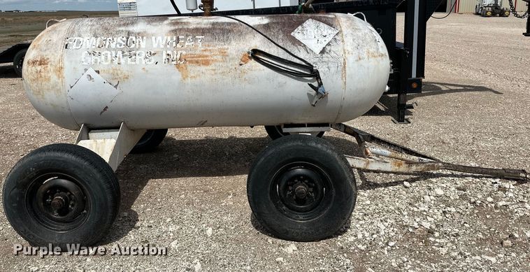 image for item IB9360 NH3 tank trailer