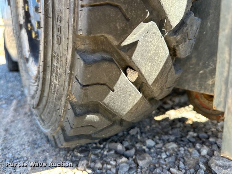 image for item JT9067 Nissan forklift
