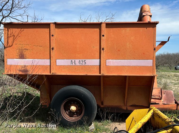 image for item KV9788 Grain cart