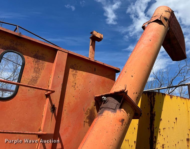 image for item KV9788 Grain cart