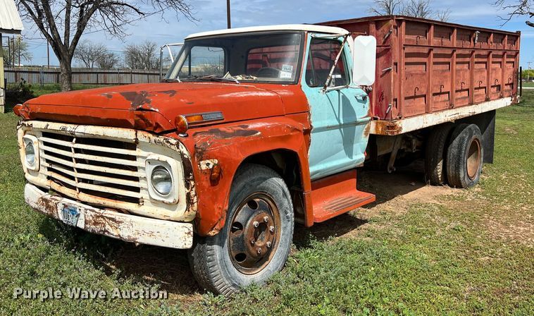 image for item KV9791 1968 Ford F600 grain truck