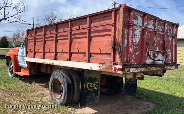 image for item KV9791 1968 Ford F600 grain truck