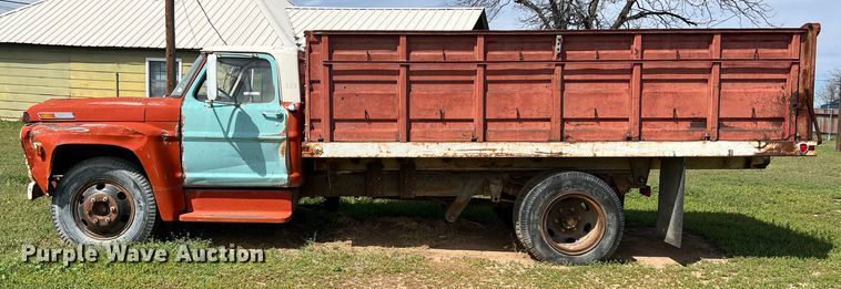 image for item KV9791 1968 Ford F600 grain truck