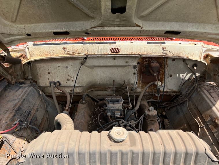 image for item KV9791 1968 Ford F600 grain truck