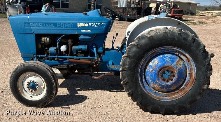 image for item KV9795 Ford 3600 tractor