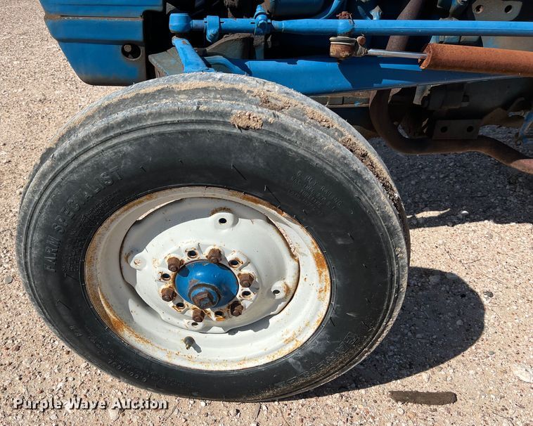 image for item KV9795 Ford 3600 tractor