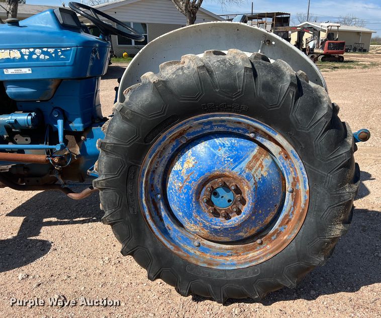 image for item KV9795 Ford 3600 tractor