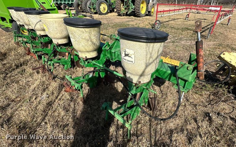 image for item KV9888 John Deere  planter