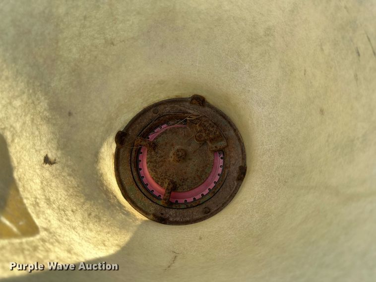 image for item KV9888 John Deere  planter