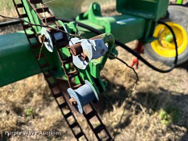image for item KV9888 John Deere  planter