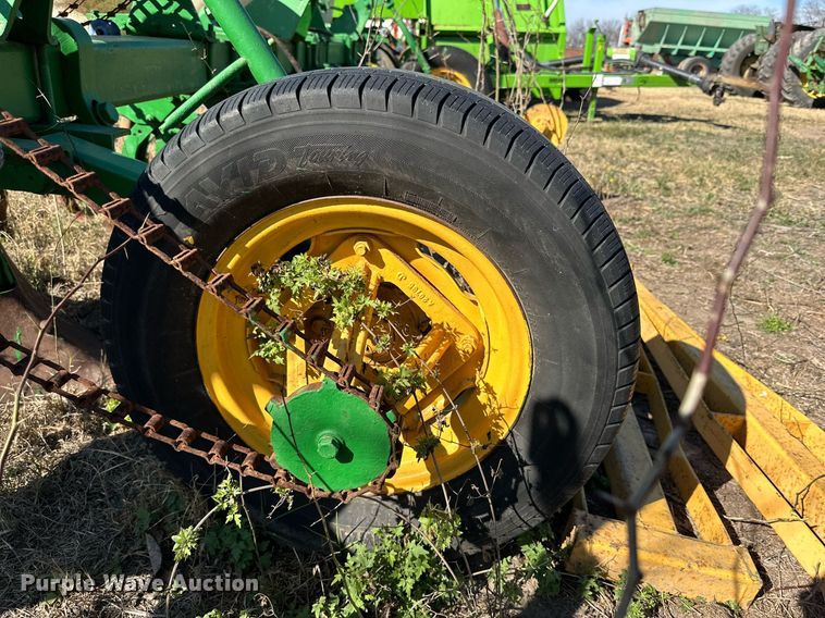 image for item KV9888 John Deere  planter