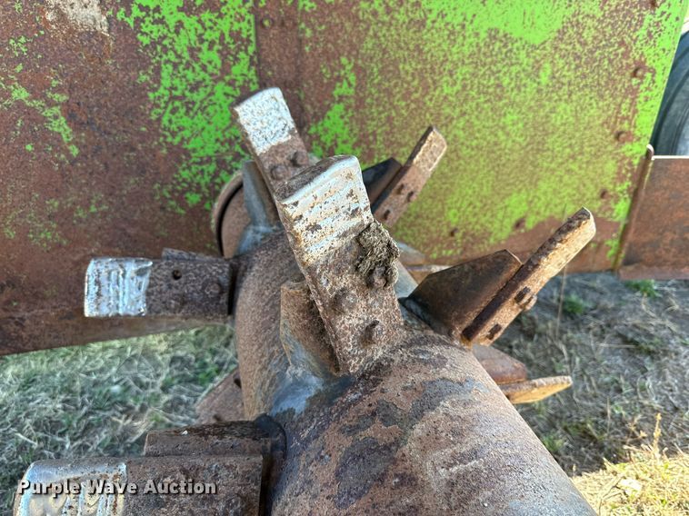 image for item KV9889 FML MR8P compost turner