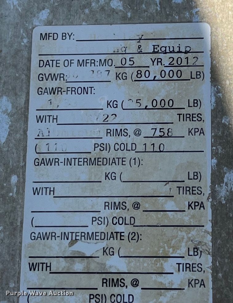 image for item LD9334 2012 Hensley ATLW-36-32-8 feed delivery trailer