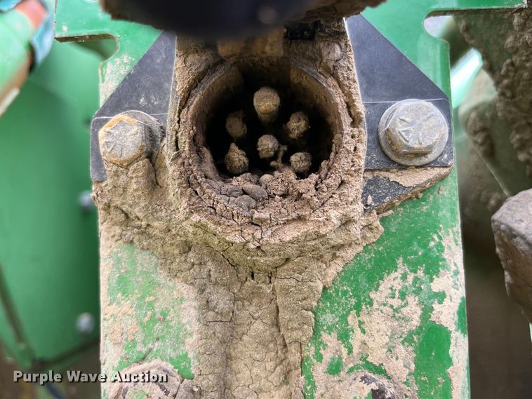 image for item LD9355 John Deere  8630 4WD tractor