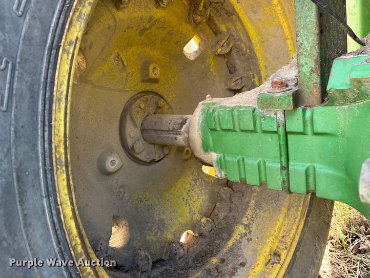 image for item LD9355 John Deere  8630 4WD tractor
