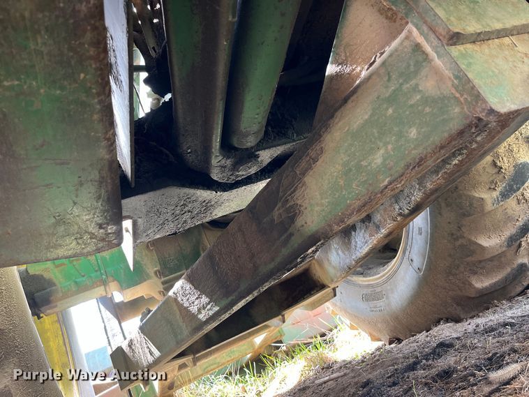 image for item LD9355 John Deere  8630 4WD tractor