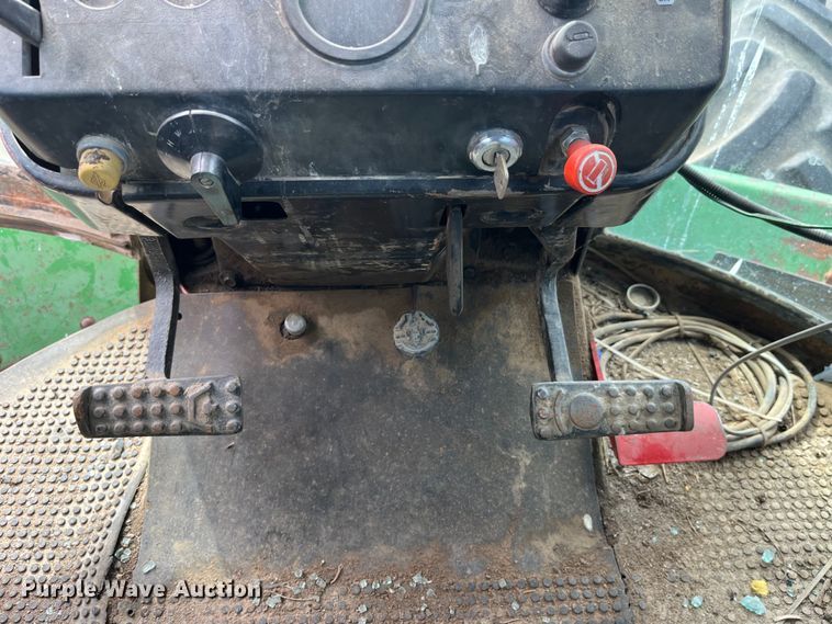 image for item LD9355 John Deere  8630 4WD tractor