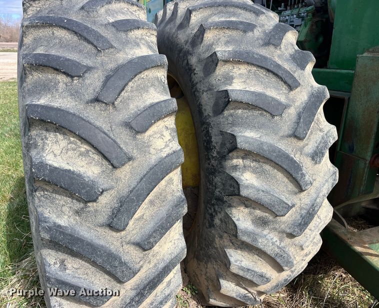 image for item LD9355 John Deere  8630 4WD tractor