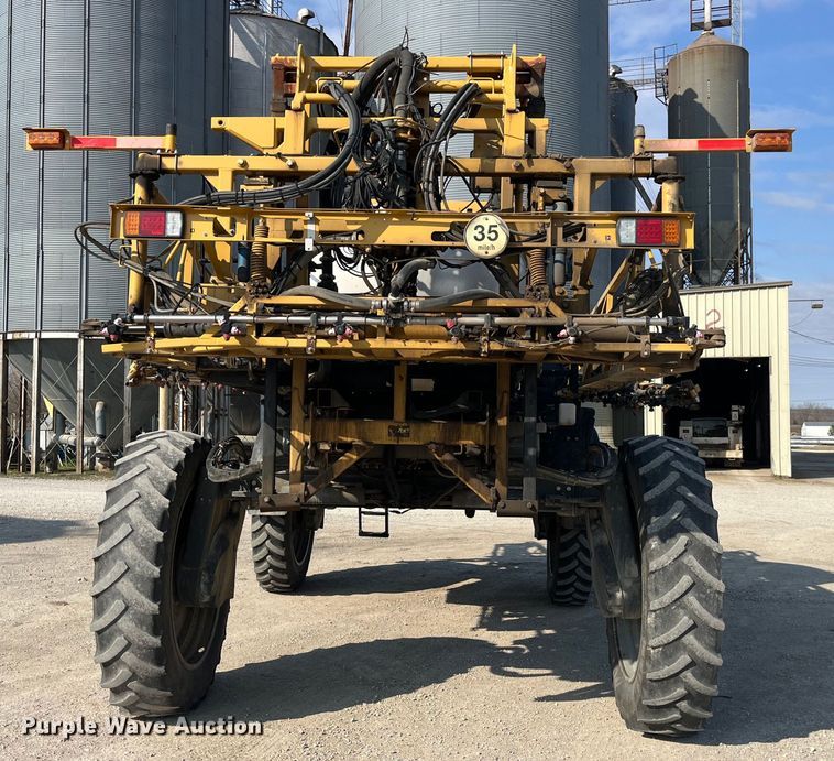 image for item LD9356 2013 RoGator RG900 sprayer