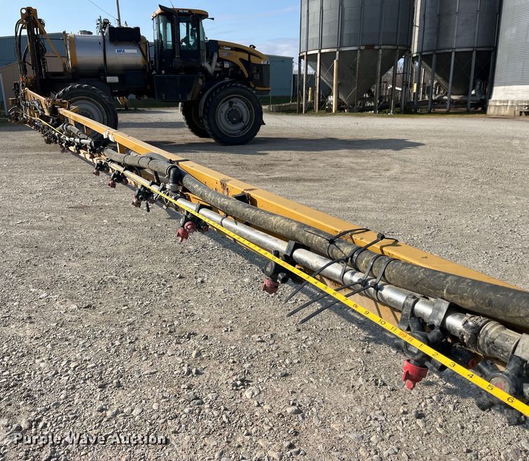 image for item LD9356 2013 RoGator RG900 sprayer