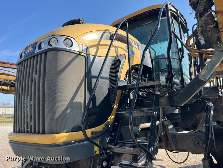 image for item LD9356 2013 RoGator RG900 sprayer