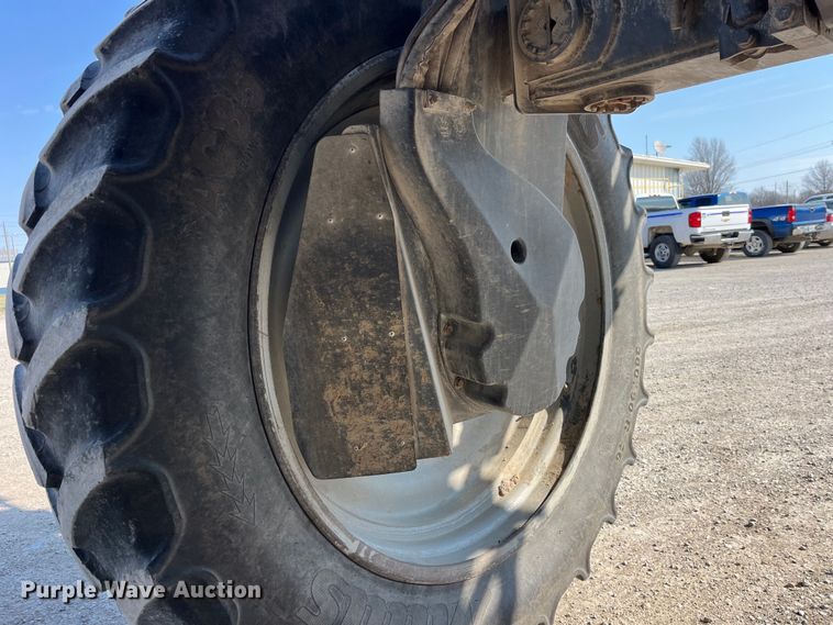 image for item LD9356 2013 RoGator RG900 sprayer