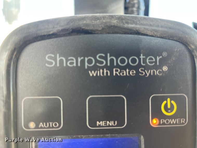 image for item LD9356 2013 RoGator RG900 sprayer