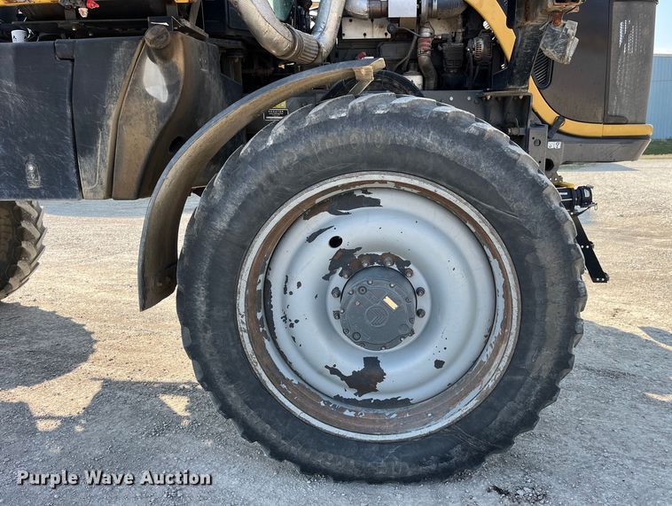 image for item LD9356 2013 RoGator RG900 sprayer