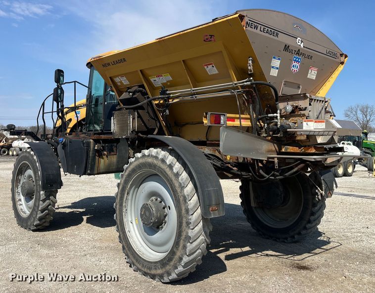 image for item LD9358 2014 RoGator RG1100 spreader