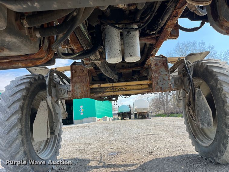 image for item LD9358 2014 RoGator RG1100 spreader