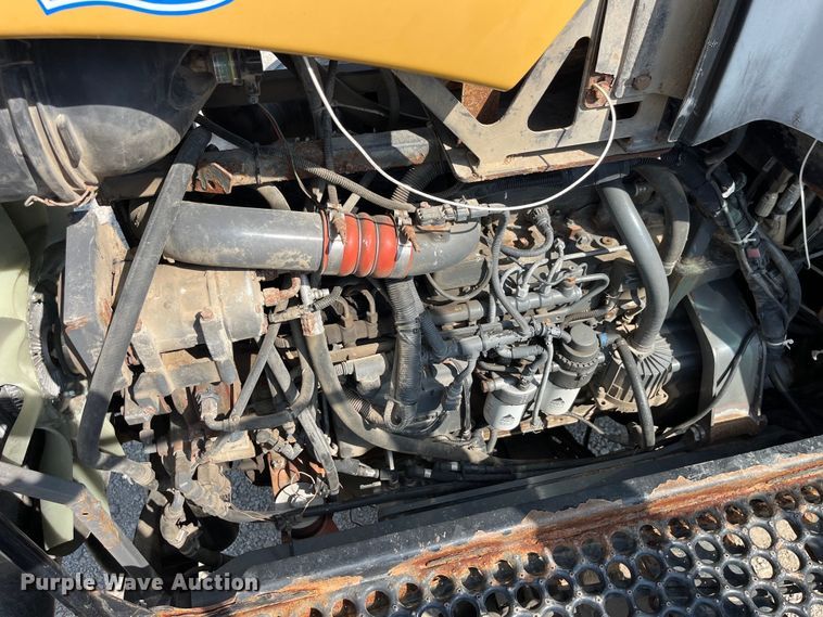 image for item LD9358 2014 RoGator RG1100 spreader