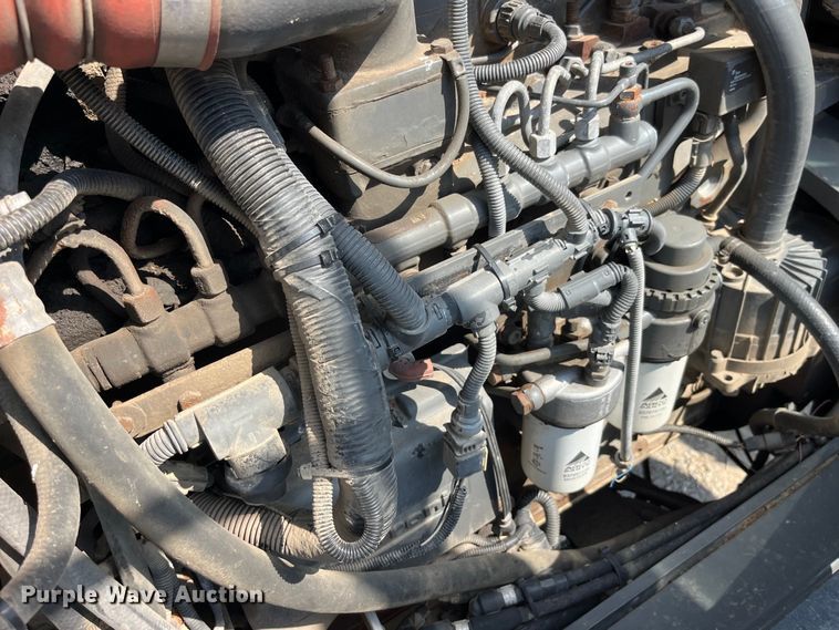 image for item LD9358 2014 RoGator RG1100 spreader