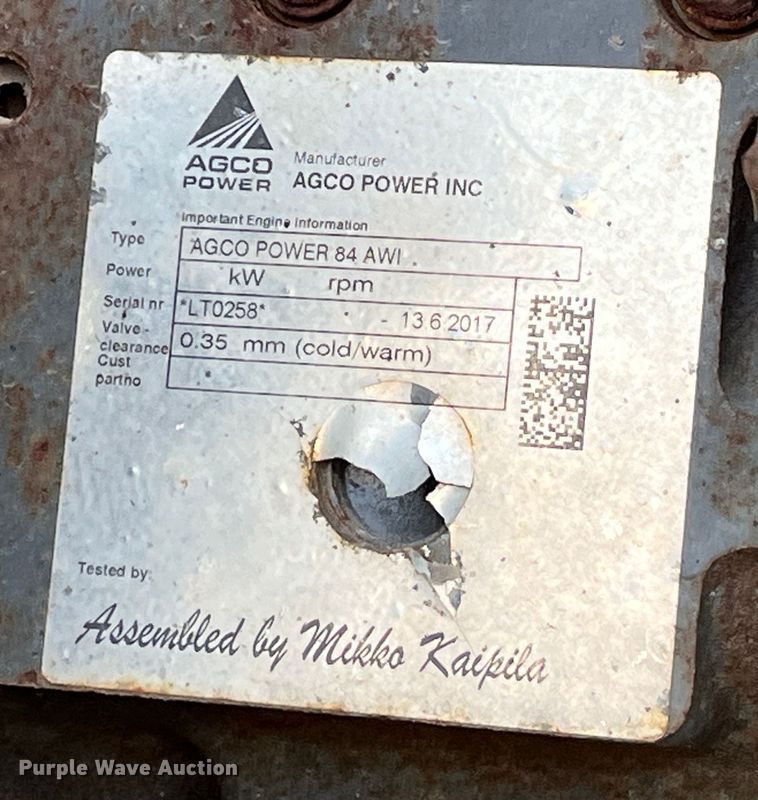 image for item LD9358 2014 RoGator RG1100 spreader