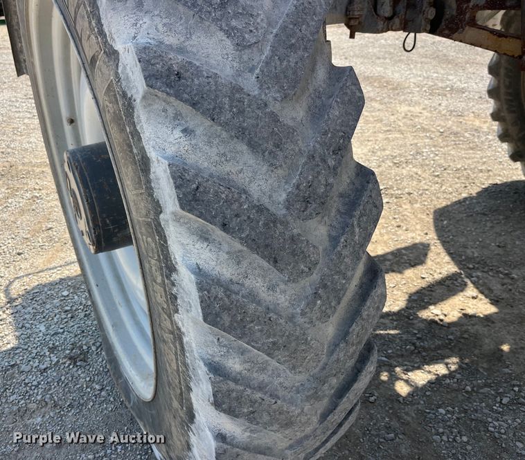 image for item LD9358 2014 RoGator RG1100 spreader