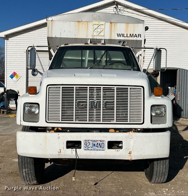 image for item LD9985 1991 GMC TopKick fertilizer delivery truck