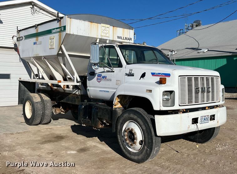 image for item LD9985 1991 GMC TopKick fertilizer delivery truck
