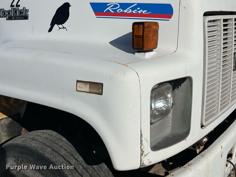 image for item LD9985 1991 GMC TopKick fertilizer delivery truck