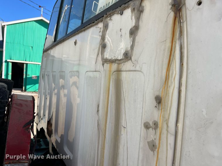 image for item LD9985 1991 GMC TopKick fertilizer delivery truck