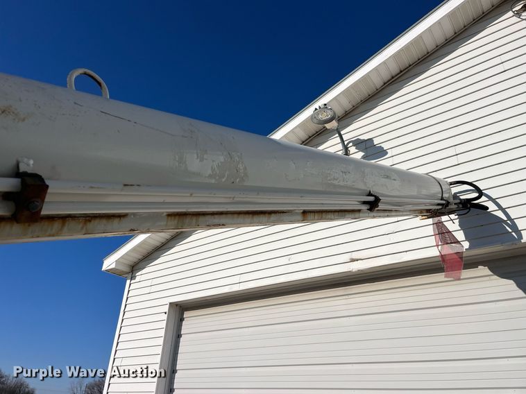 image for item LD9985 1991 GMC TopKick fertilizer delivery truck