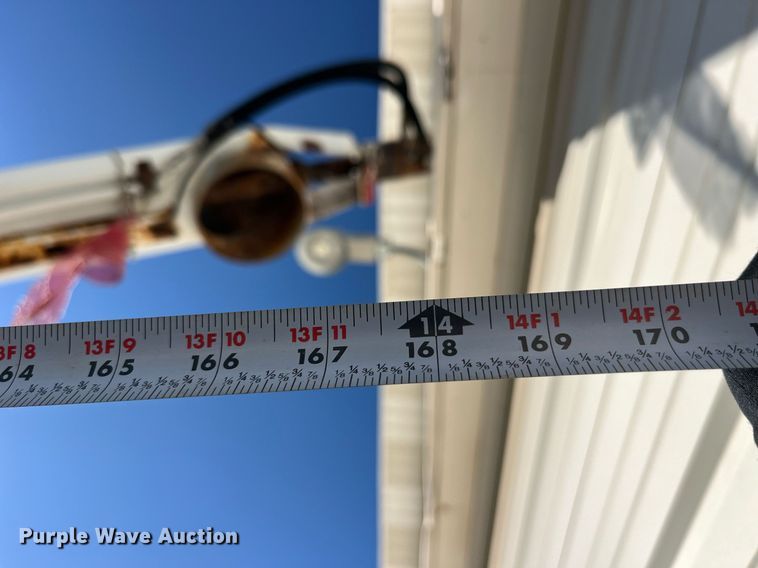 image for item LD9985 1991 GMC TopKick fertilizer delivery truck