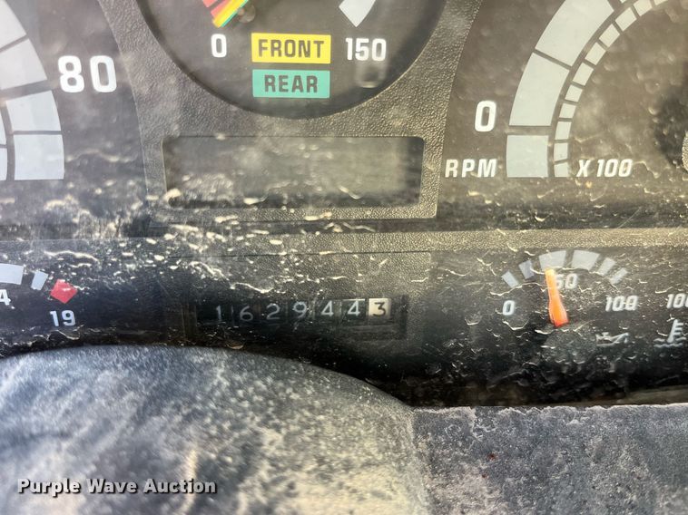 image for item LD9985 1991 GMC TopKick fertilizer delivery truck