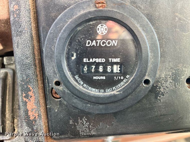 image for item LD9985 1991 GMC TopKick fertilizer delivery truck