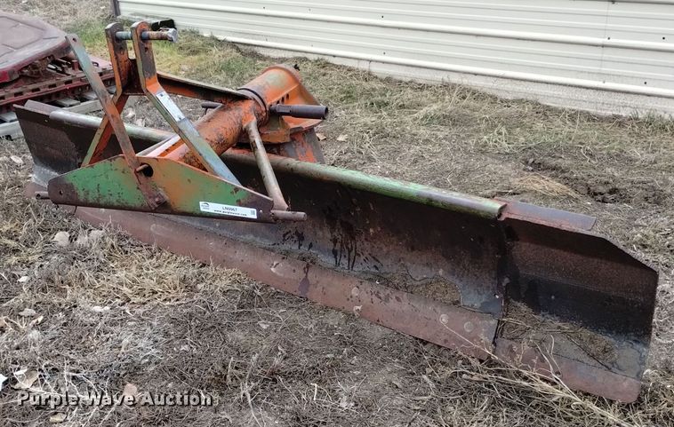 image for item LN9967 John Deere 80 102