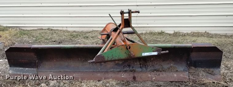 image for item LN9967 John Deere 80 102