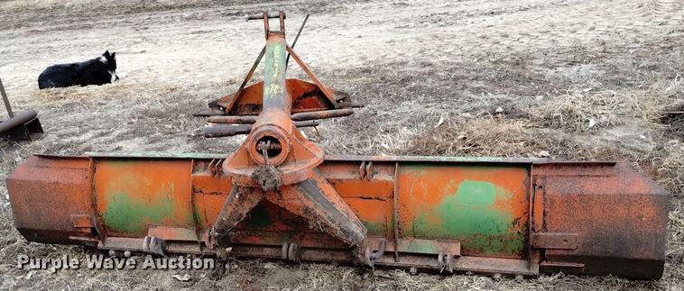 image for item LN9967 John Deere 80 102